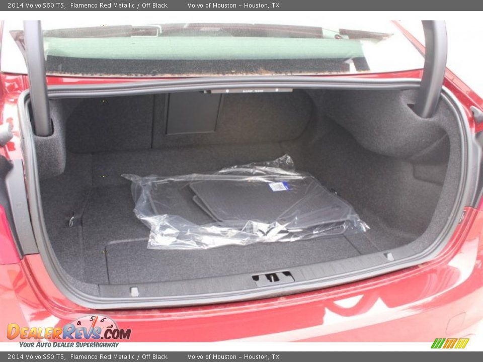 2014 Volvo S60 T5 Flamenco Red Metallic / Off Black Photo #28
