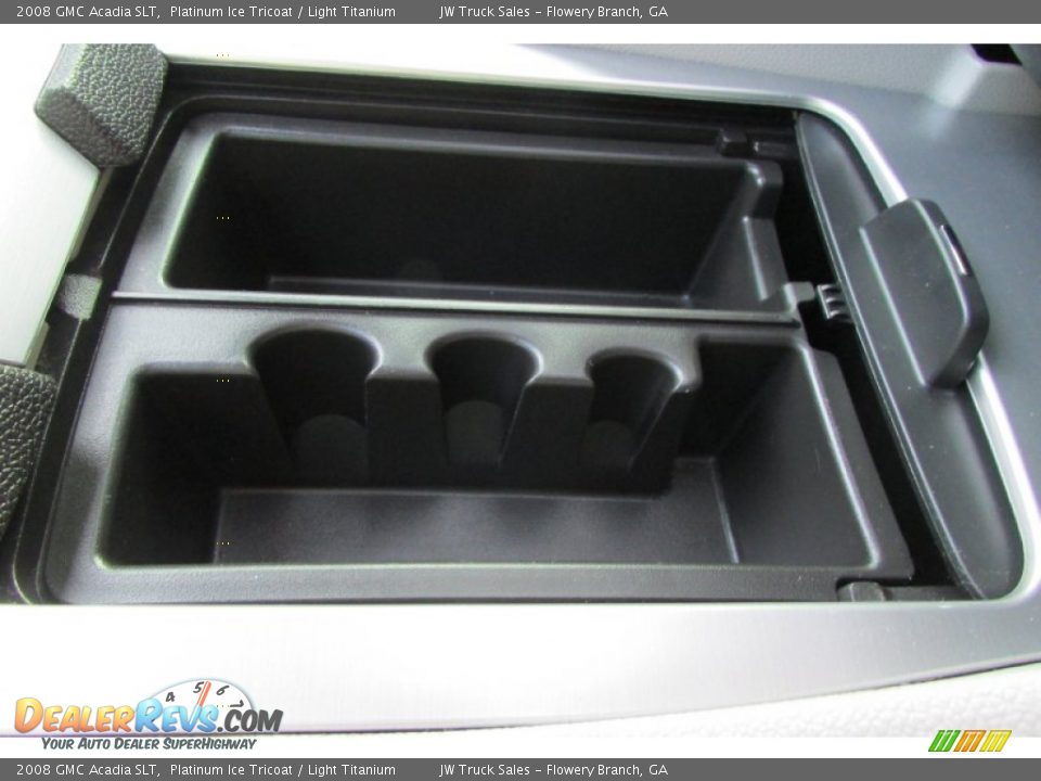 2008 GMC Acadia SLT Platinum Ice Tricoat / Light Titanium Photo #36