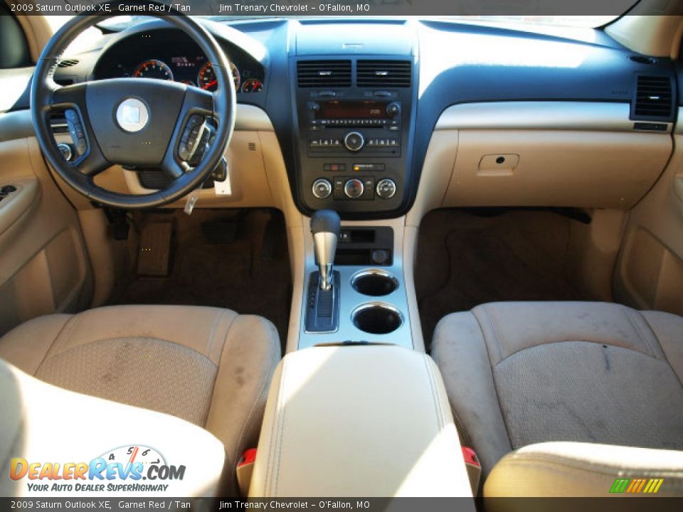 2009 Saturn Outlook XE Garnet Red / Tan Photo #9