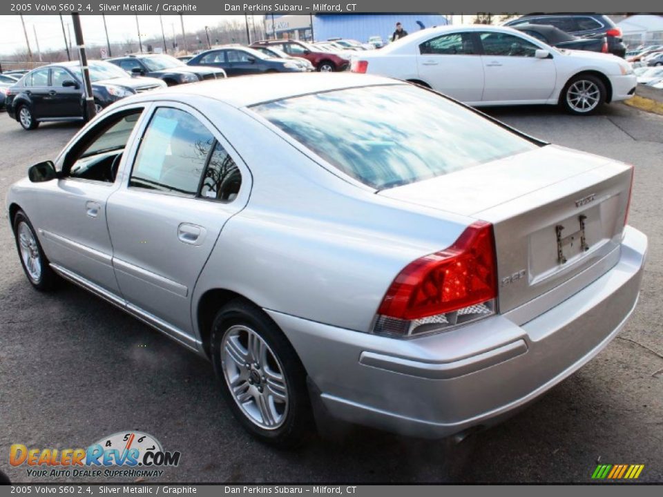 2005 Volvo S60 2.4 Silver Metallic / Graphite Photo #10