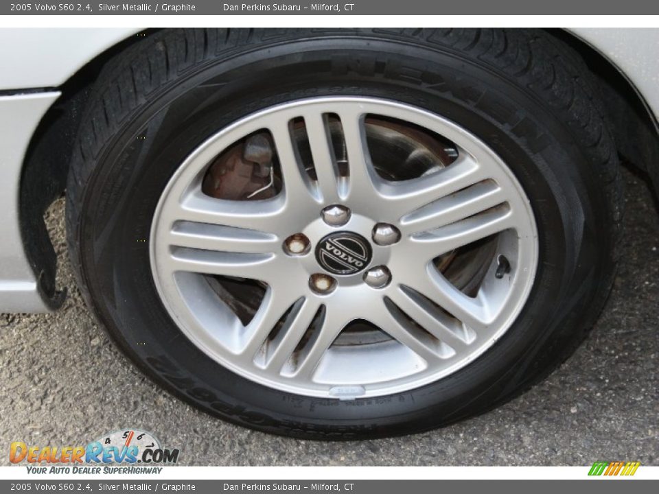 2005 Volvo S60 2.4 Silver Metallic / Graphite Photo #23