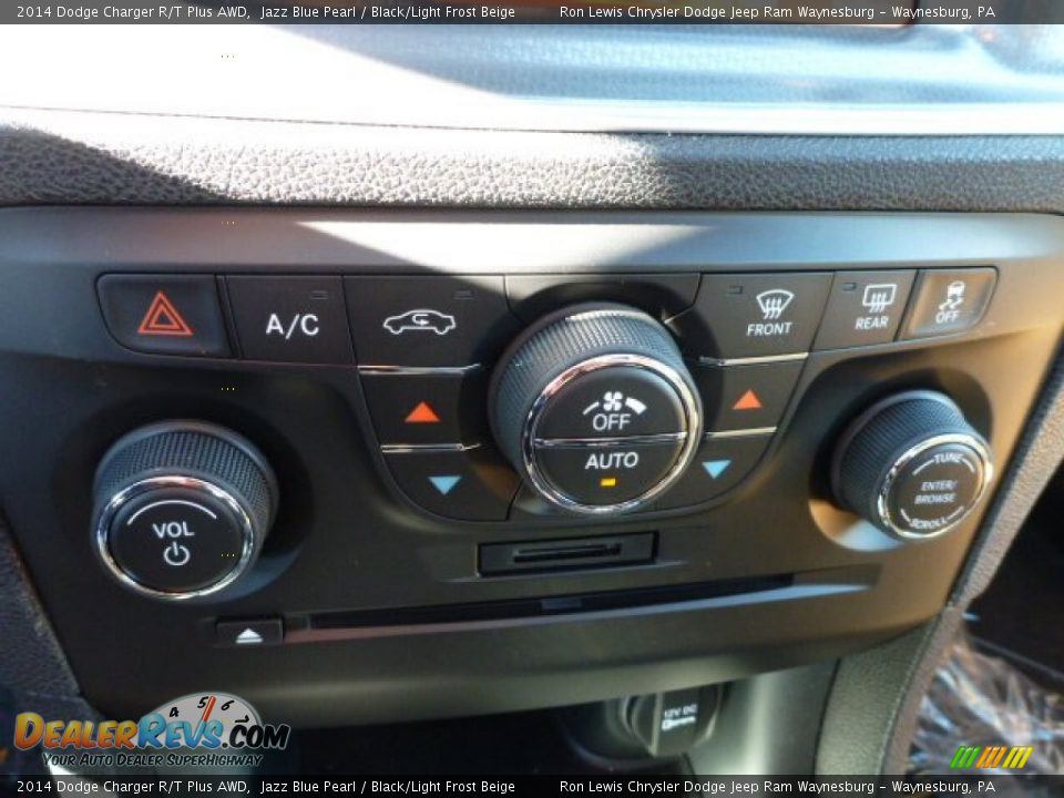 2014 Dodge Charger R/T Plus AWD Jazz Blue Pearl / Black/Light Frost Beige Photo #19