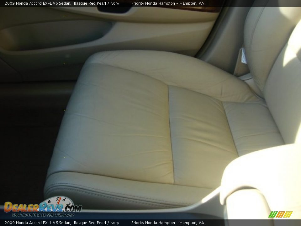 2009 Honda Accord EX-L V6 Sedan Basque Red Pearl / Ivory Photo #22