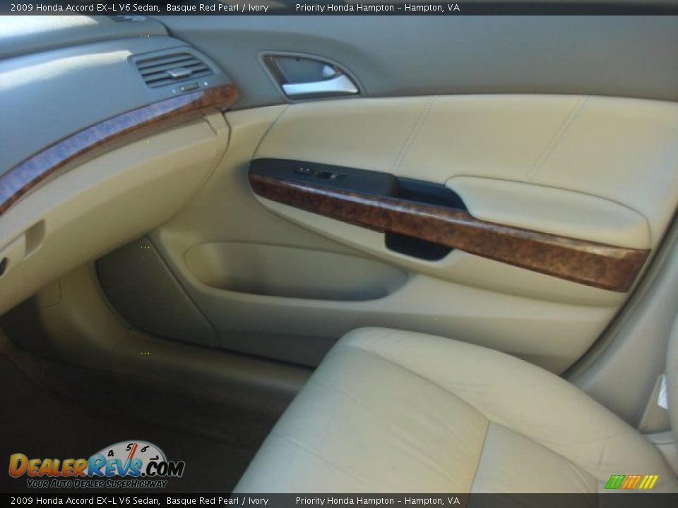 2009 Honda Accord EX-L V6 Sedan Basque Red Pearl / Ivory Photo #23