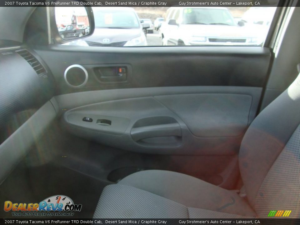 2007 Toyota Tacoma V6 PreRunner TRD Double Cab Desert Sand Mica / Graphite Gray Photo #16