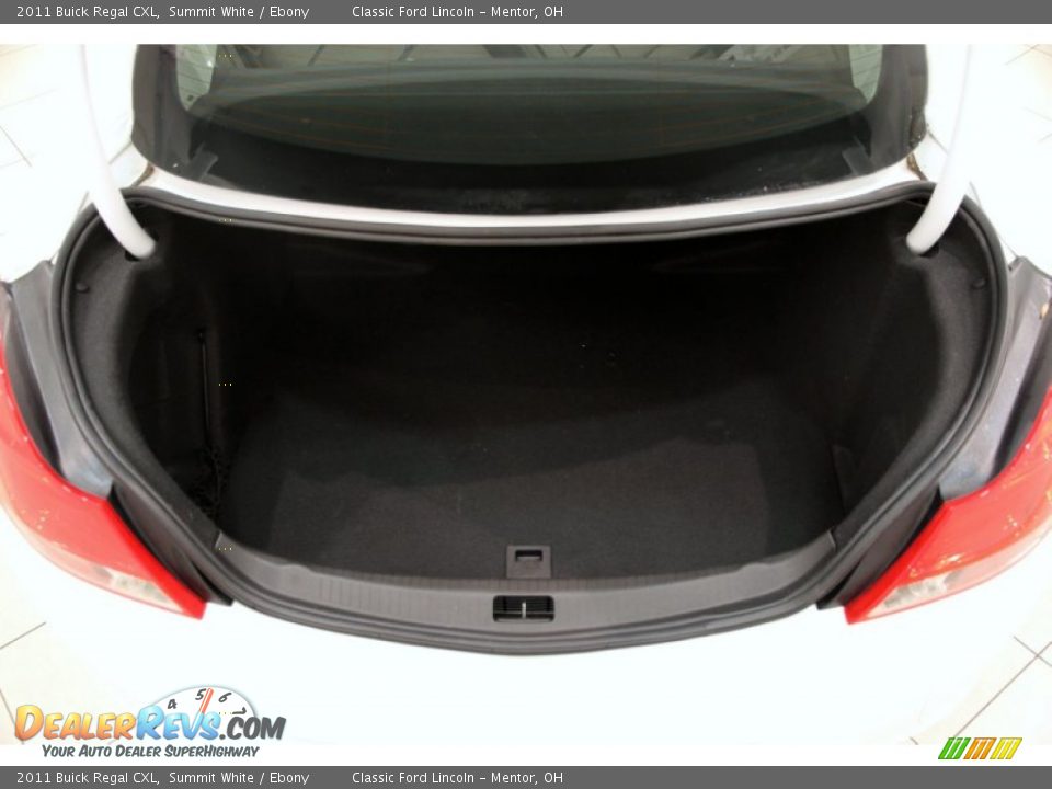2011 Buick Regal CXL Summit White / Ebony Photo #14