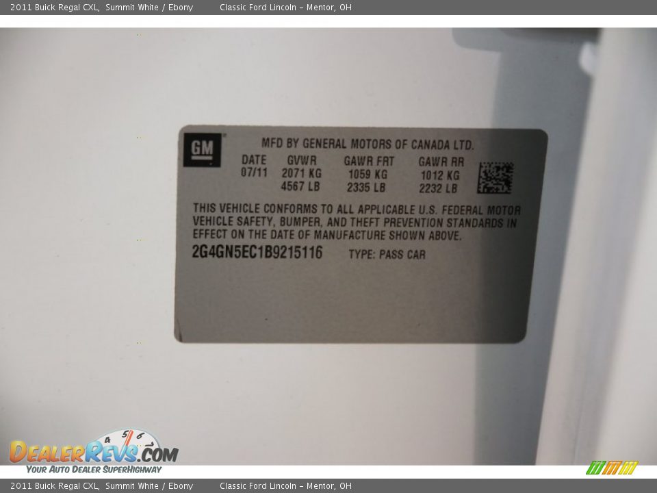 2011 Buick Regal CXL Summit White / Ebony Photo #17