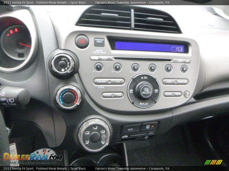 2011 Honda Fit Sport Polished Metal Metallic / Sport Black Photo #23