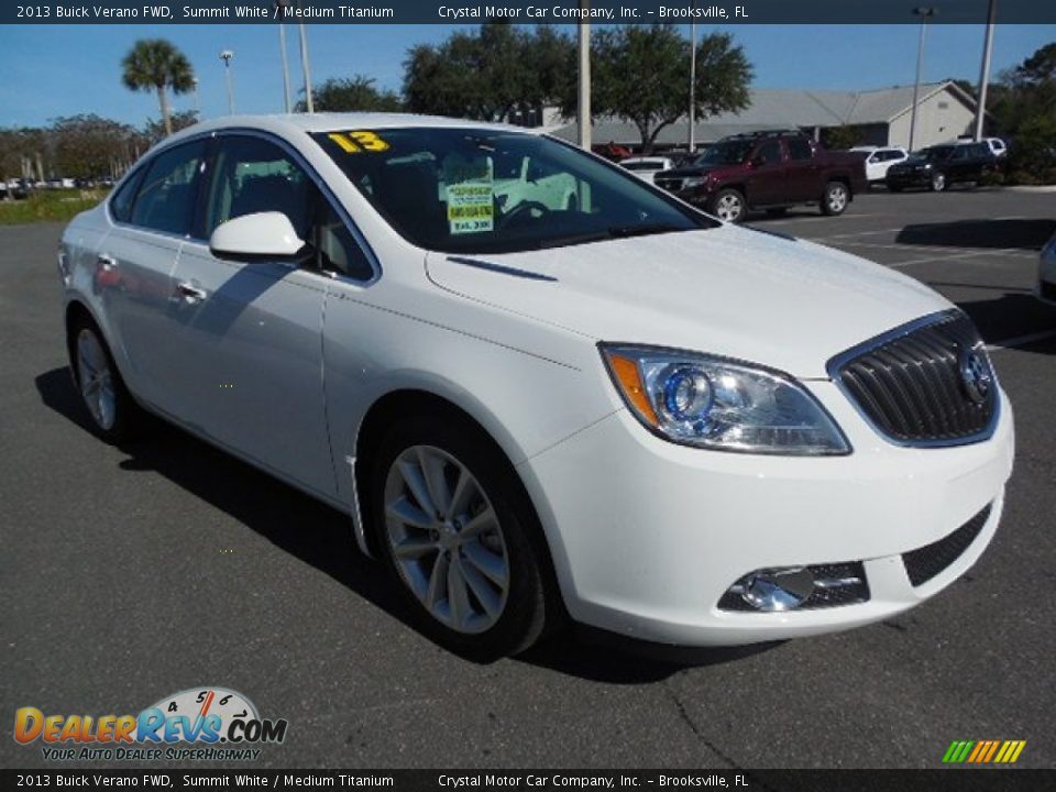Front 3/4 View of 2013 Buick Verano FWD Photo #10