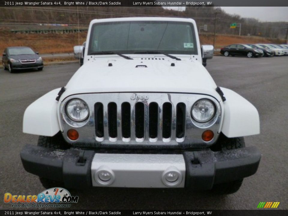 2011 Jeep Wrangler Sahara 4x4 Bright White / Black/Dark Saddle Photo #2