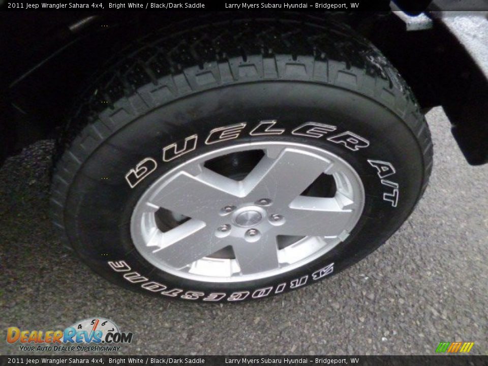 2011 Jeep Wrangler Sahara 4x4 Bright White / Black/Dark Saddle Photo #9
