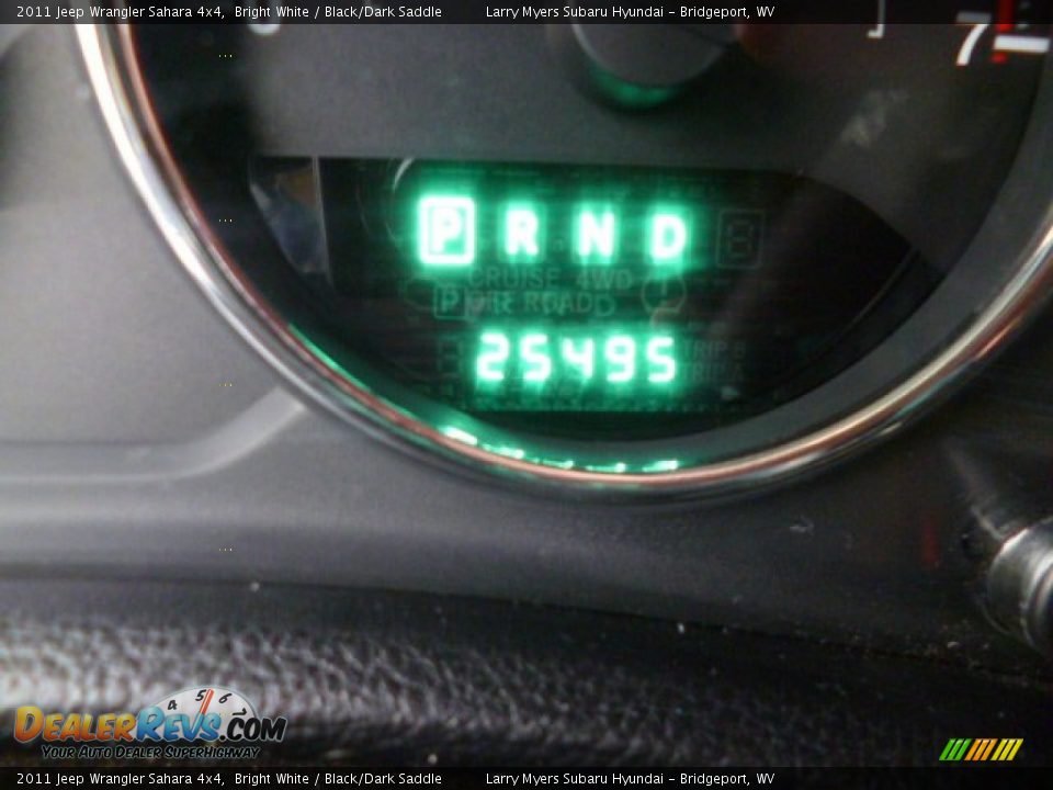 2011 Jeep Wrangler Sahara 4x4 Bright White / Black/Dark Saddle Photo #20