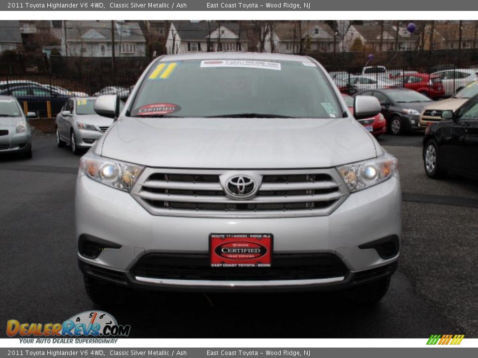 2011 Toyota Highlander V6 4WD Classic Silver Metallic / Ash Photo #2