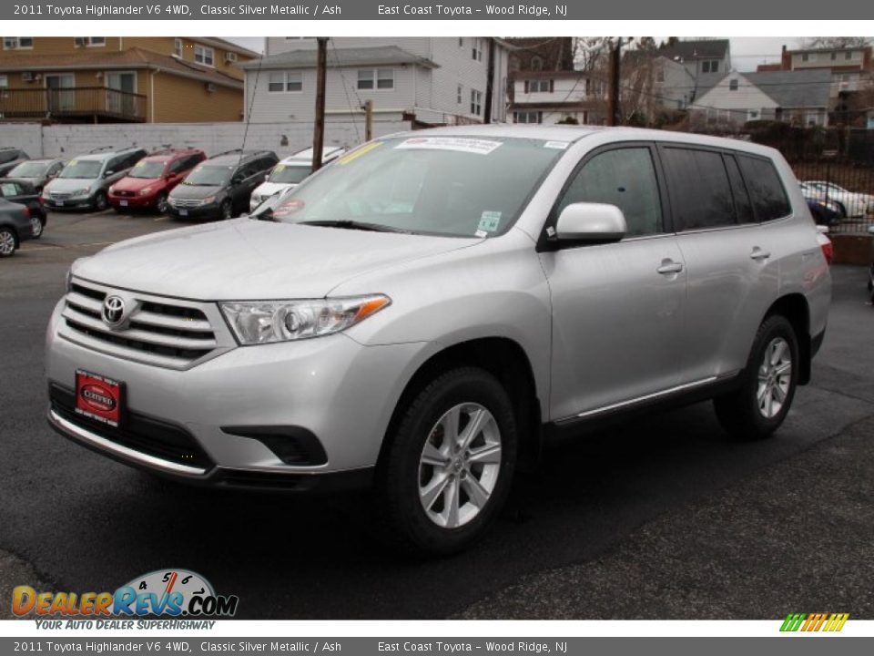2011 Toyota Highlander V6 4WD Classic Silver Metallic / Ash Photo #3
