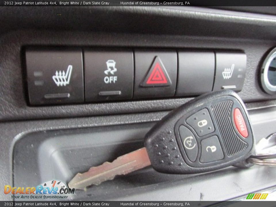 2012 Jeep Patriot Latitude 4x4 Bright White / Dark Slate Gray Photo #17