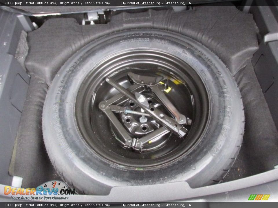 2012 Jeep Patriot Latitude 4x4 Bright White / Dark Slate Gray Photo #23