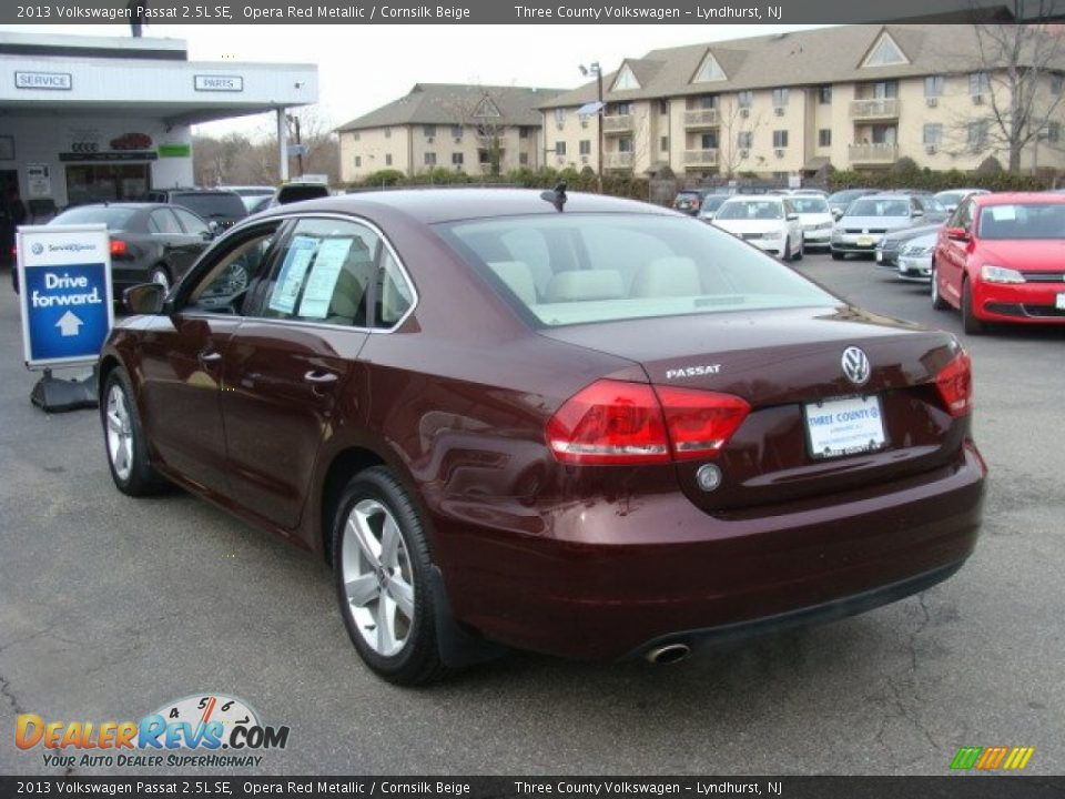 2013 Volkswagen Passat 2.5L SE Opera Red Metallic / Cornsilk Beige Photo #4