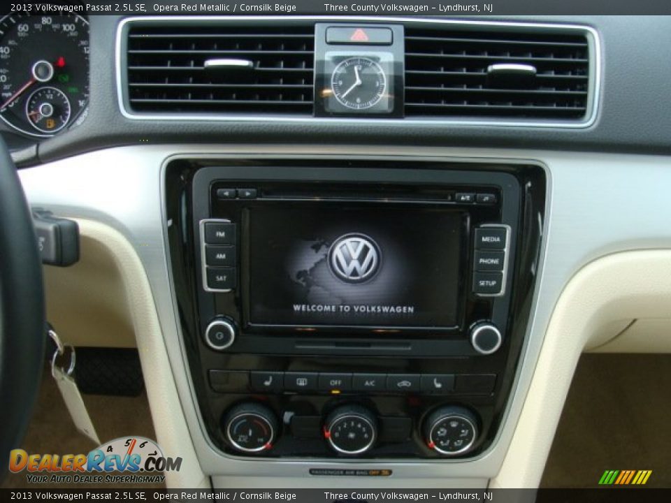 2013 Volkswagen Passat 2.5L SE Opera Red Metallic / Cornsilk Beige Photo #10