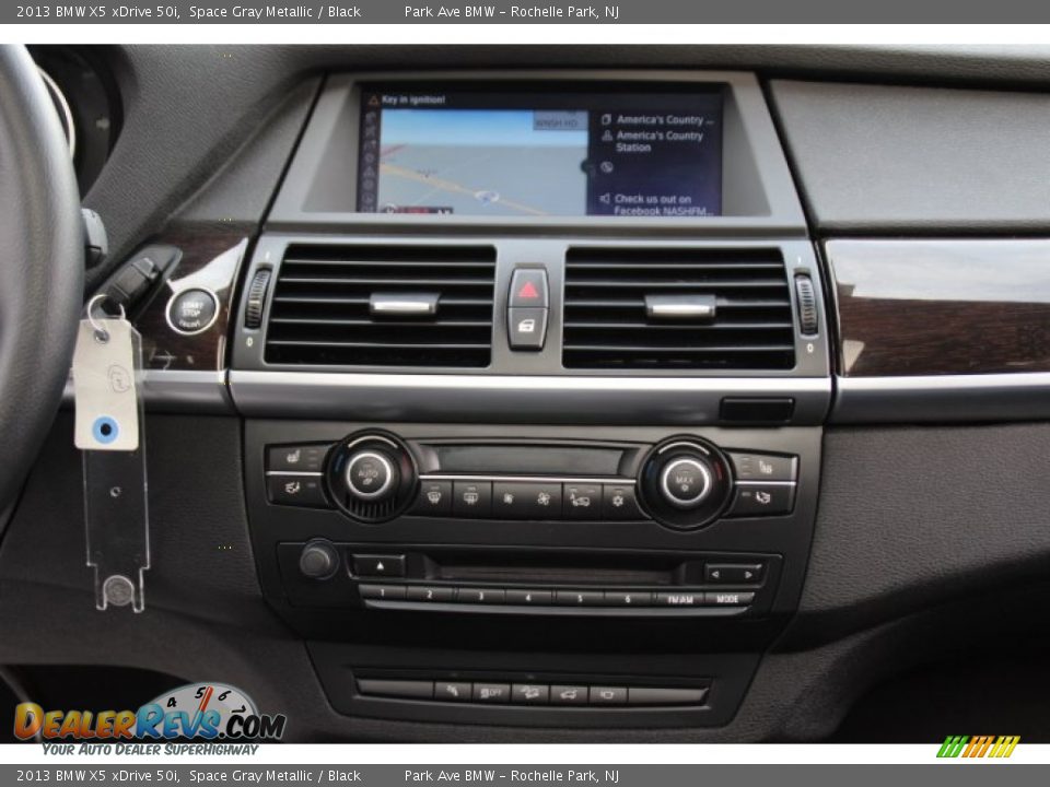 2013 BMW X5 xDrive 50i Space Gray Metallic / Black Photo #14