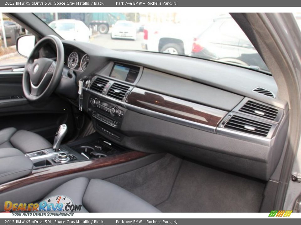 2013 BMW X5 xDrive 50i Space Gray Metallic / Black Photo #26