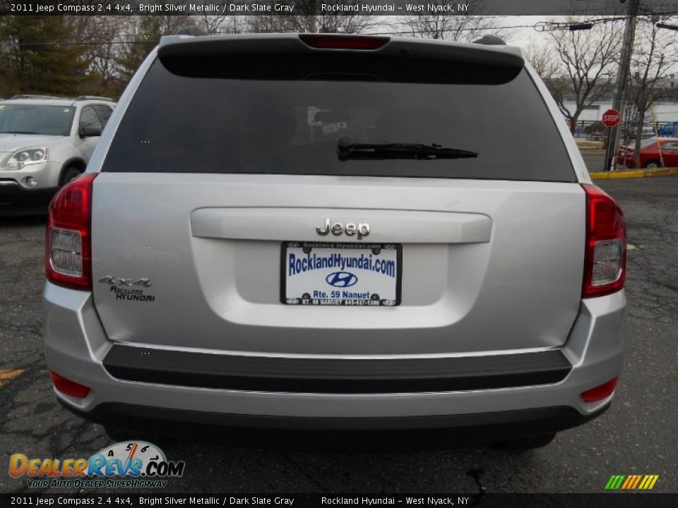 2011 Jeep Compass 2.4 4x4 Bright Silver Metallic / Dark Slate Gray Photo #5