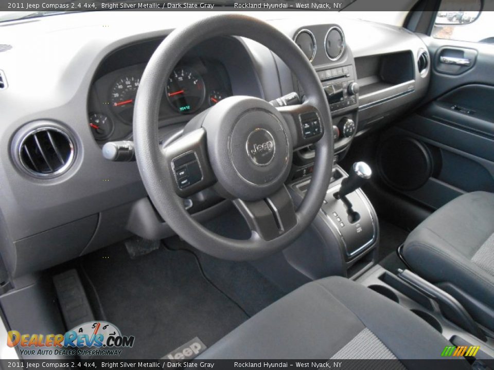 2011 Jeep Compass 2.4 4x4 Bright Silver Metallic / Dark Slate Gray Photo #9