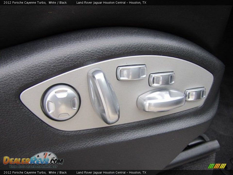 2012 Porsche Cayenne Turbo White / Black Photo #28