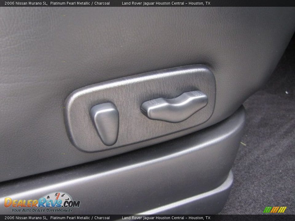 2006 Nissan Murano SL Platinum Pearl Metallic / Charcoal Photo #25