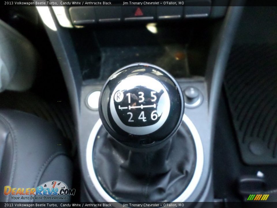 2013 Volkswagen Beetle Turbo Shifter Photo #26
