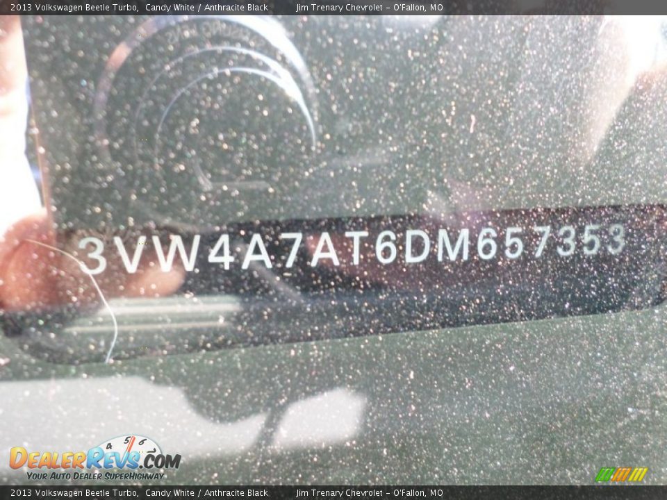 2013 Volkswagen Beetle Turbo Candy White / Anthracite Black Photo #32