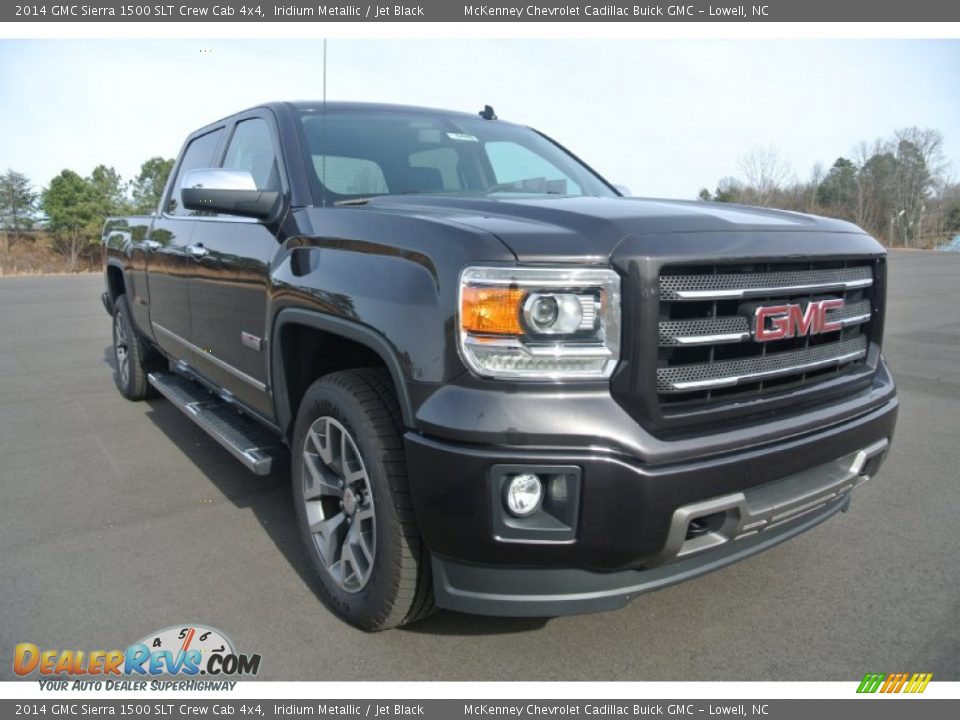Front 3/4 View of 2014 GMC Sierra 1500 SLT Crew Cab 4x4 Photo #1