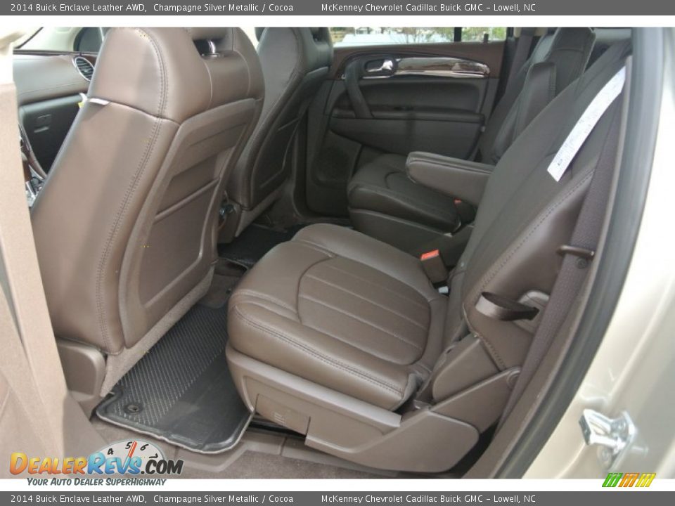 Rear Seat of 2014 Buick Enclave Leather AWD Photo #17