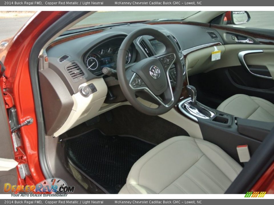 Light Neutral Interior - 2014 Buick Regal FWD Photo #22