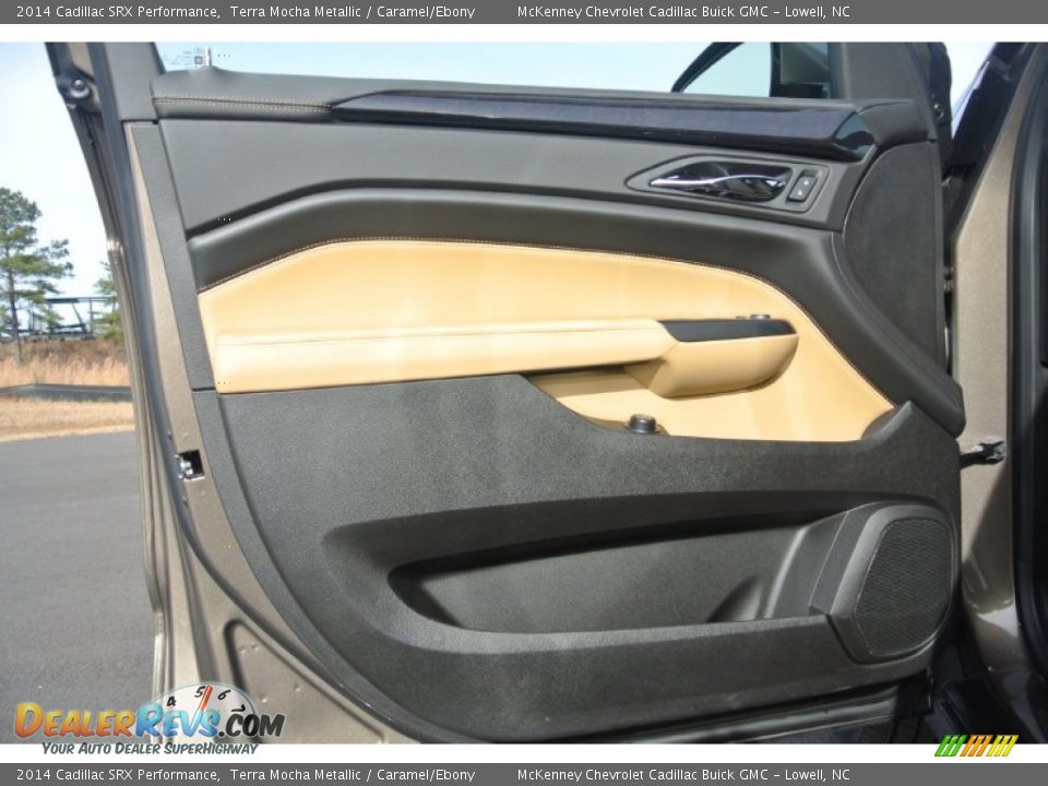 Door Panel of 2014 Cadillac SRX Performance Photo #7