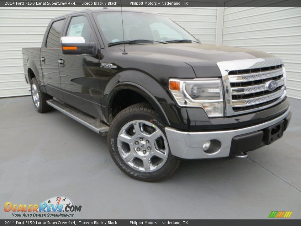 Front 3/4 View of 2014 Ford F150 Lariat SuperCrew 4x4 Photo #1