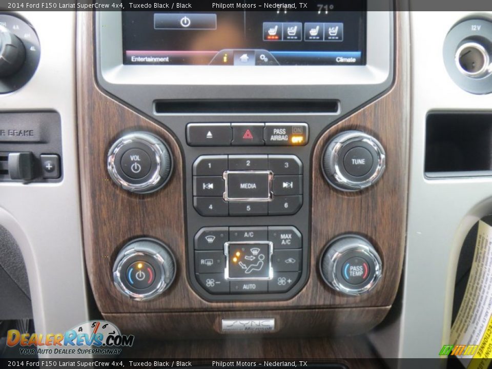 Controls of 2014 Ford F150 Lariat SuperCrew 4x4 Photo #33