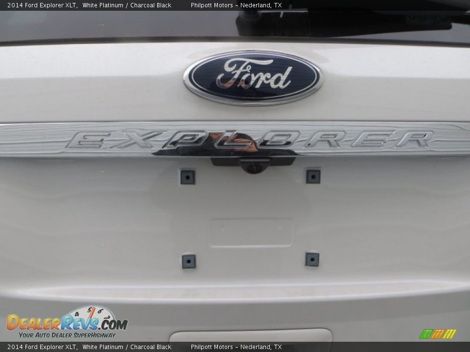 2014 Ford Explorer XLT White Platinum / Charcoal Black Photo #15