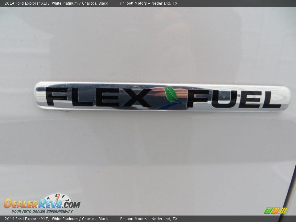 2014 Ford Explorer XLT White Platinum / Charcoal Black Photo #16