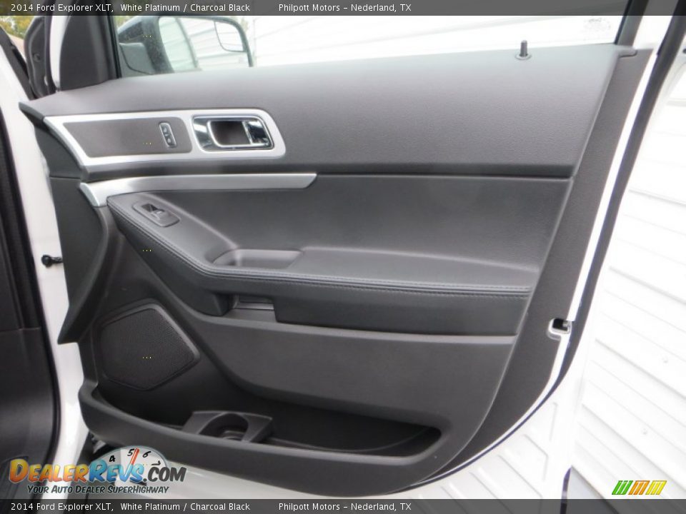 2014 Ford Explorer XLT White Platinum / Charcoal Black Photo #19