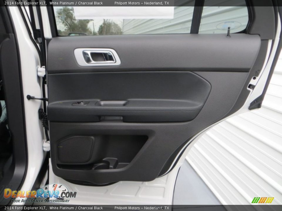 2014 Ford Explorer XLT White Platinum / Charcoal Black Photo #22