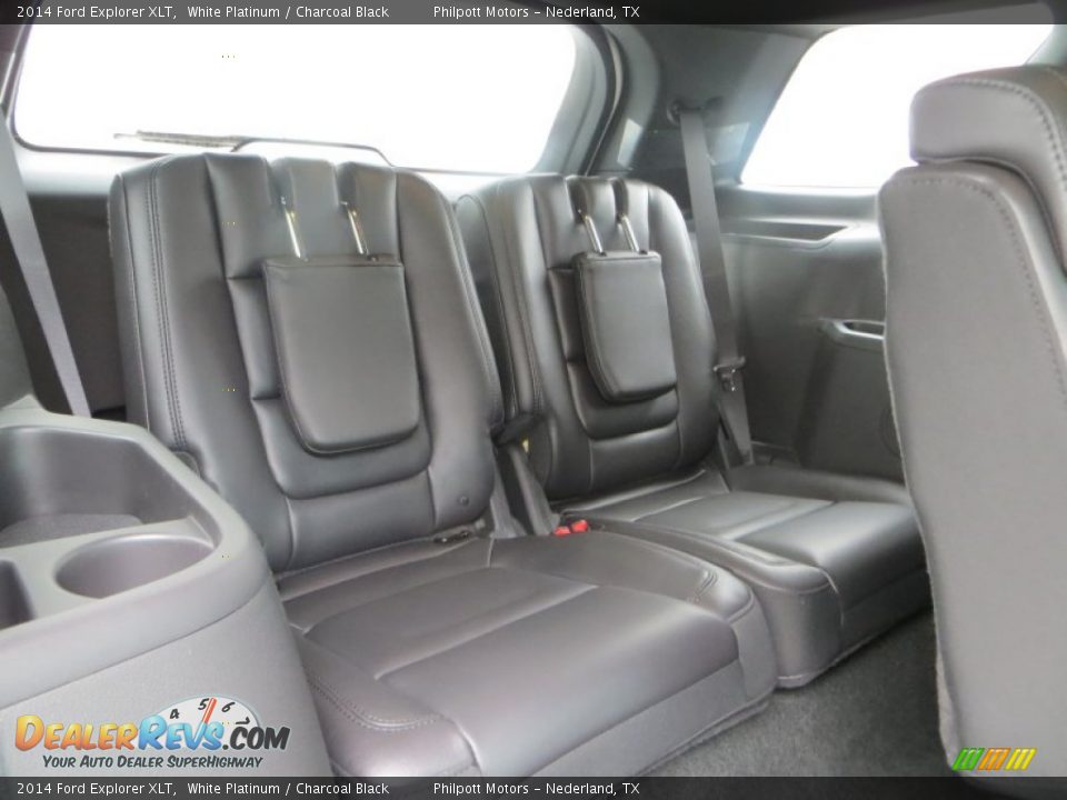 2014 Ford Explorer XLT White Platinum / Charcoal Black Photo #24
