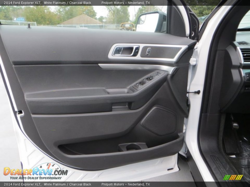 2014 Ford Explorer XLT White Platinum / Charcoal Black Photo #29