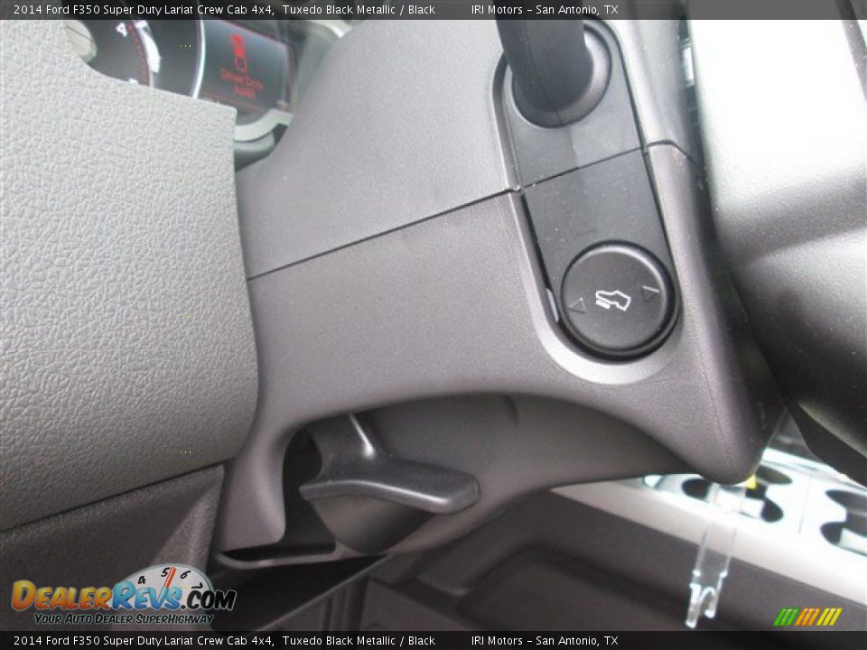 2014 Ford F350 Super Duty Lariat Crew Cab 4x4 Tuxedo Black Metallic / Black Photo #11