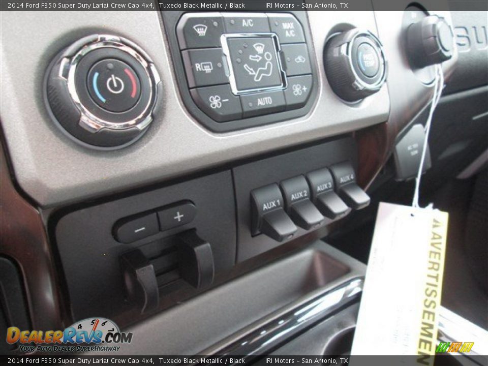 2014 Ford F350 Super Duty Lariat Crew Cab 4x4 Tuxedo Black Metallic / Black Photo #14