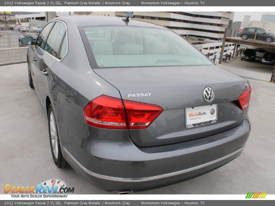 2012 Volkswagen Passat 2.5L SEL Platinum Gray Metallic / Moonrock Gray Photo #7