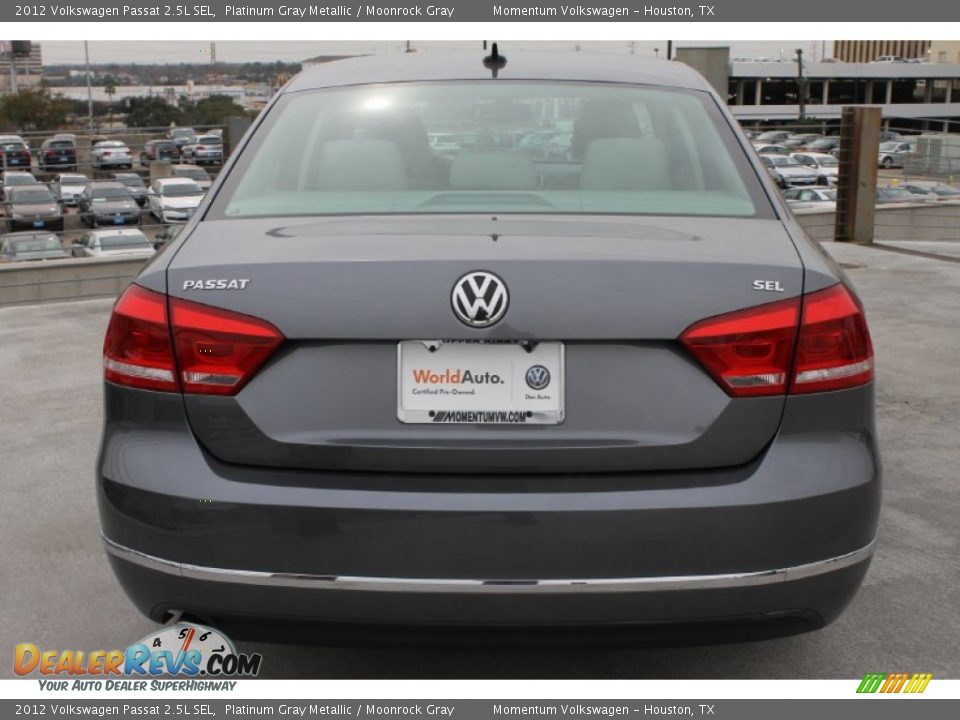 2012 Volkswagen Passat 2.5L SEL Platinum Gray Metallic / Moonrock Gray Photo #8