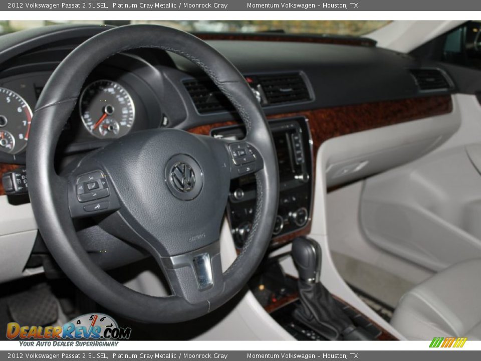 2012 Volkswagen Passat 2.5L SEL Platinum Gray Metallic / Moonrock Gray Photo #15