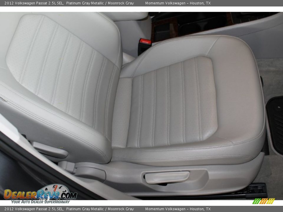 2012 Volkswagen Passat 2.5L SEL Platinum Gray Metallic / Moonrock Gray Photo #33