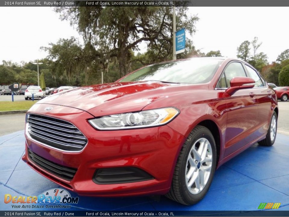 2014 Ford Fusion SE Ruby Red / Dune Photo #1