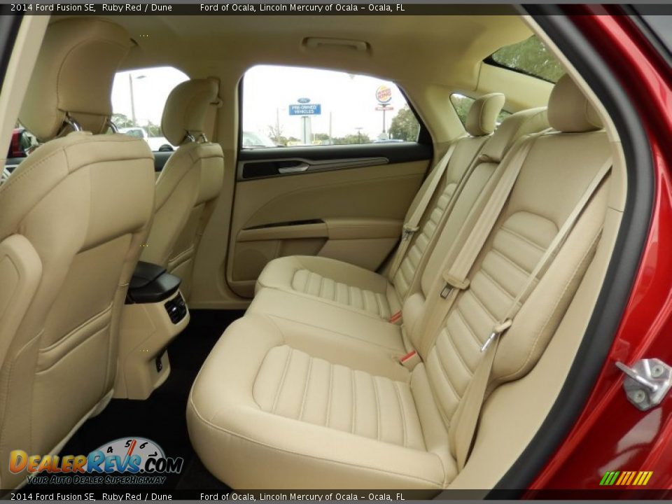 2014 Ford Fusion SE Ruby Red / Dune Photo #7